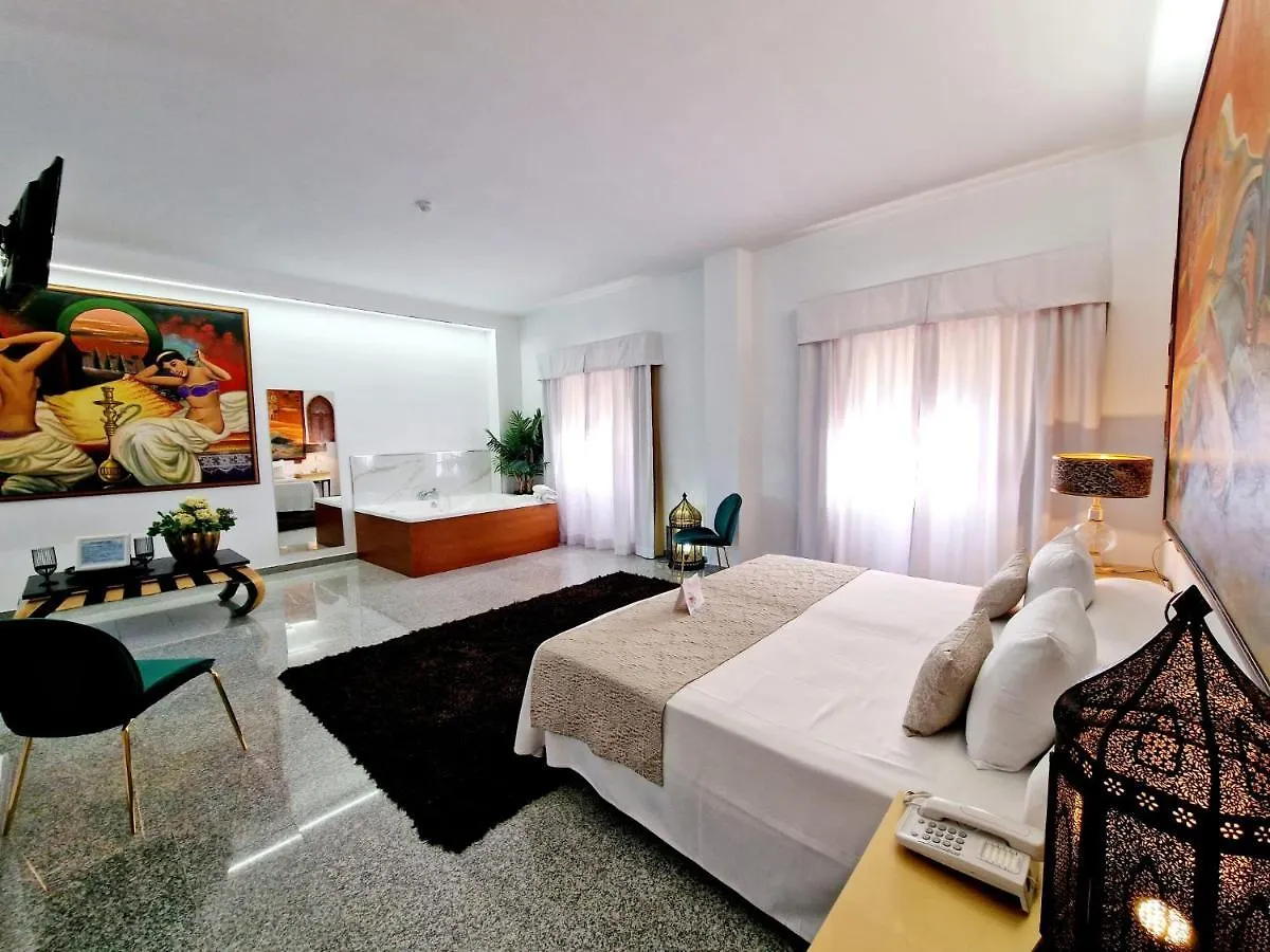 Hotel Plaza Del Castillo Màlaga 4*,