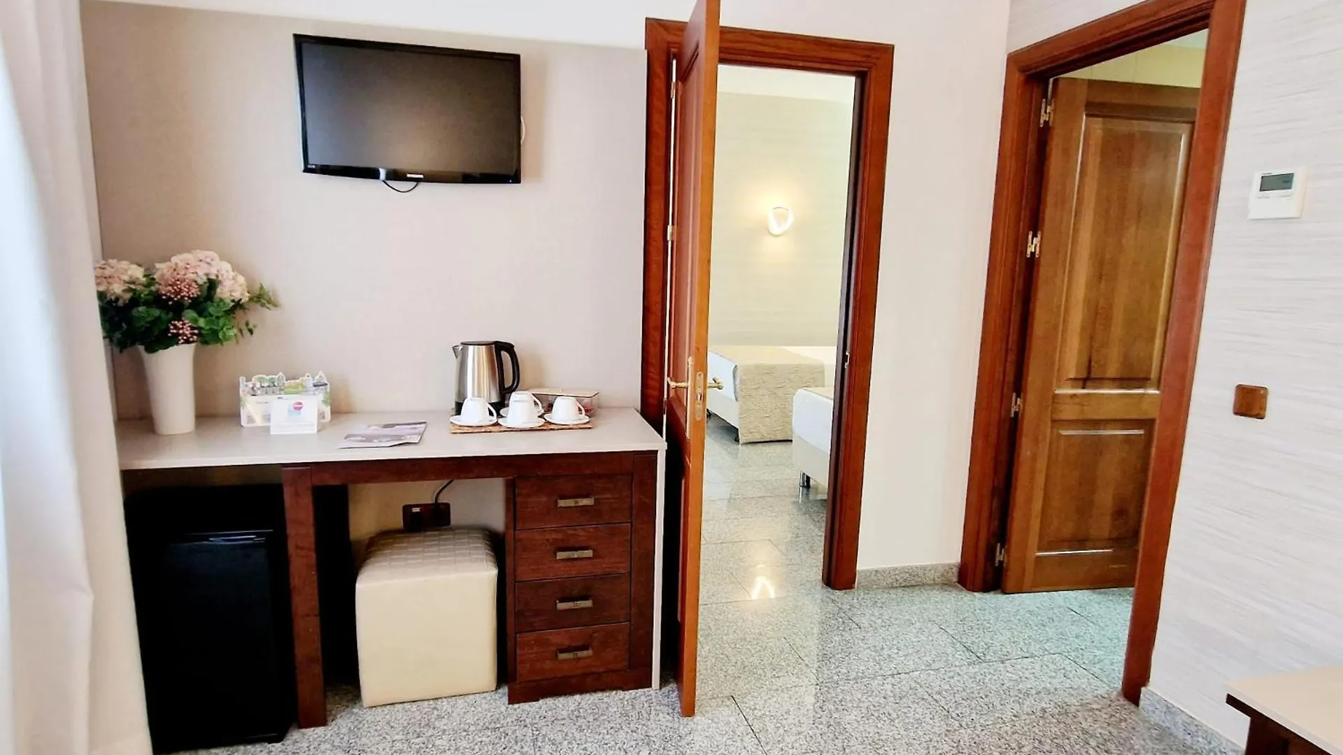 Hotel Plaza Del Castillo Màlaga